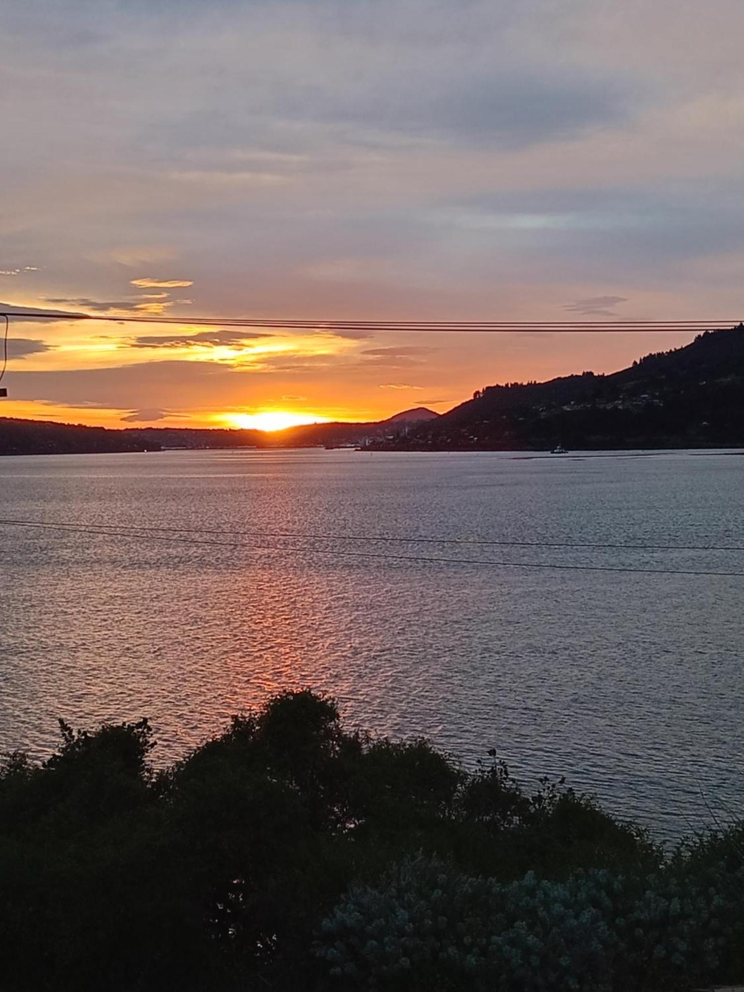 The Views Hotel Dunedin Room photo